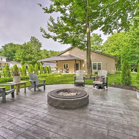 Shipshewana Guest House With Fire Pit! المظهر الخارجي الصورة